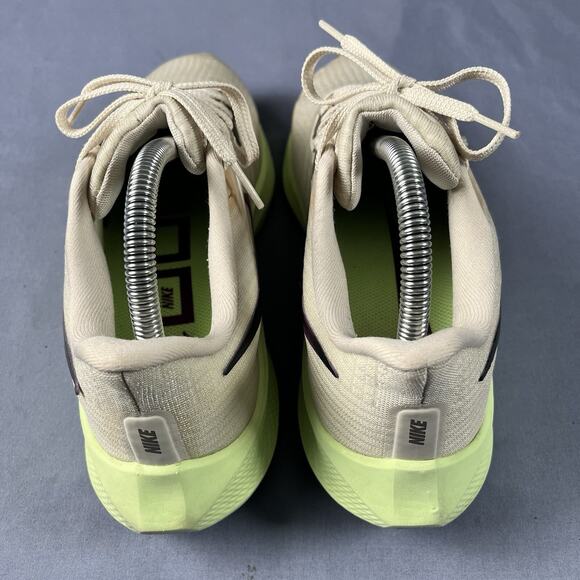 Nike Air Zoom Pegasus 39 Women’s Size 8 Running Shoes Gym Sneakers DH4072-101 - Picture 4 of 7